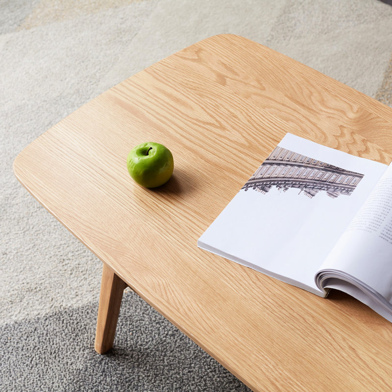 Table basse en chêne avec rangement à deux niveaux, 50,7 cm de large, 78,9 cm de profondeur, étagères sécurisées pour les familles.