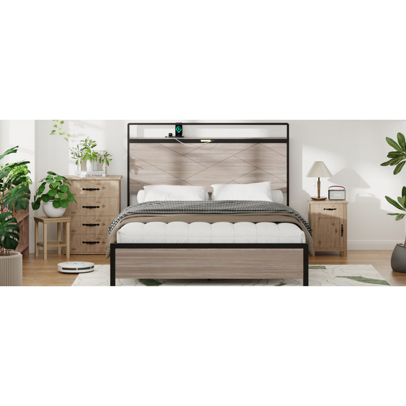 Très grand lit plateforme en bois, Très grand