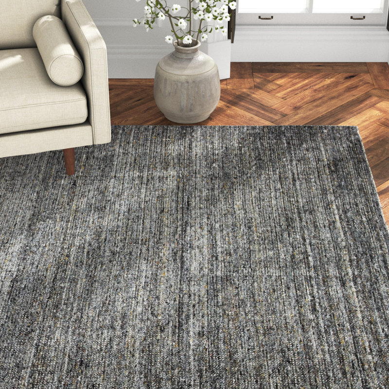 Thebes Hand-Knotted Wool Area Rug in Gray, Rectangle 7'6" x 9'6"