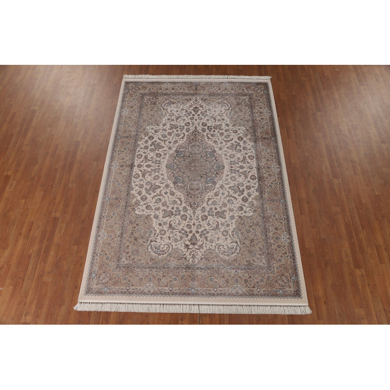 Tapis traditionnel floral 7 x 10