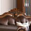 Chaise de salon de style européen. Fauteuil en cuir véritable touffeté de 46 po de largeur