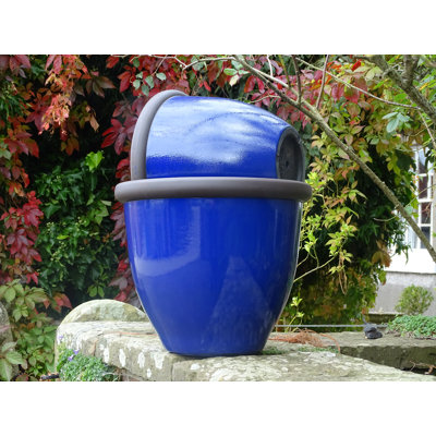Campuzano Resin Indoor / Outdoor Pot Planter