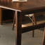 Table de salle à manger en noyer-106850031