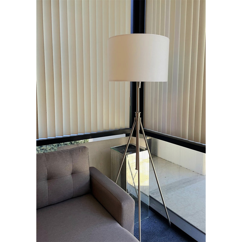 Sawsan 72'' Traditional Floor Lamp, Bronze