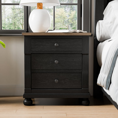 Fontevraud 3-Drawer Nightstand With USB by Lark Manor