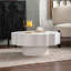Table basse festonnée à finition blanche pour des espaces de vie élégants, design minimaliste à bord ondulé