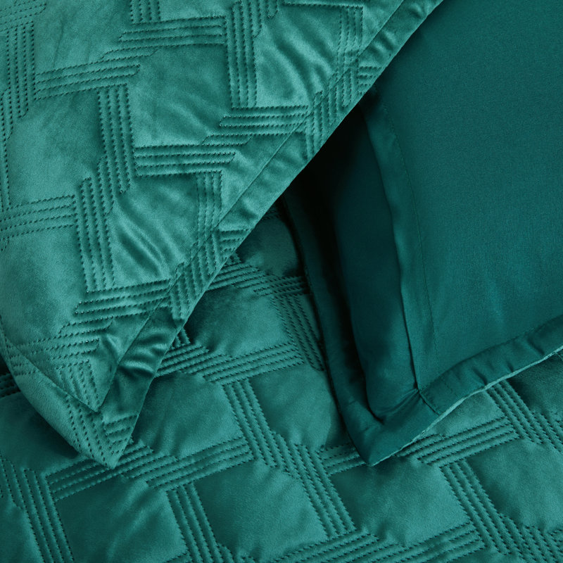 Reversible Diamond Embossed Bedspread Set – Geometric Quilt With Shams, Emerald Geometric