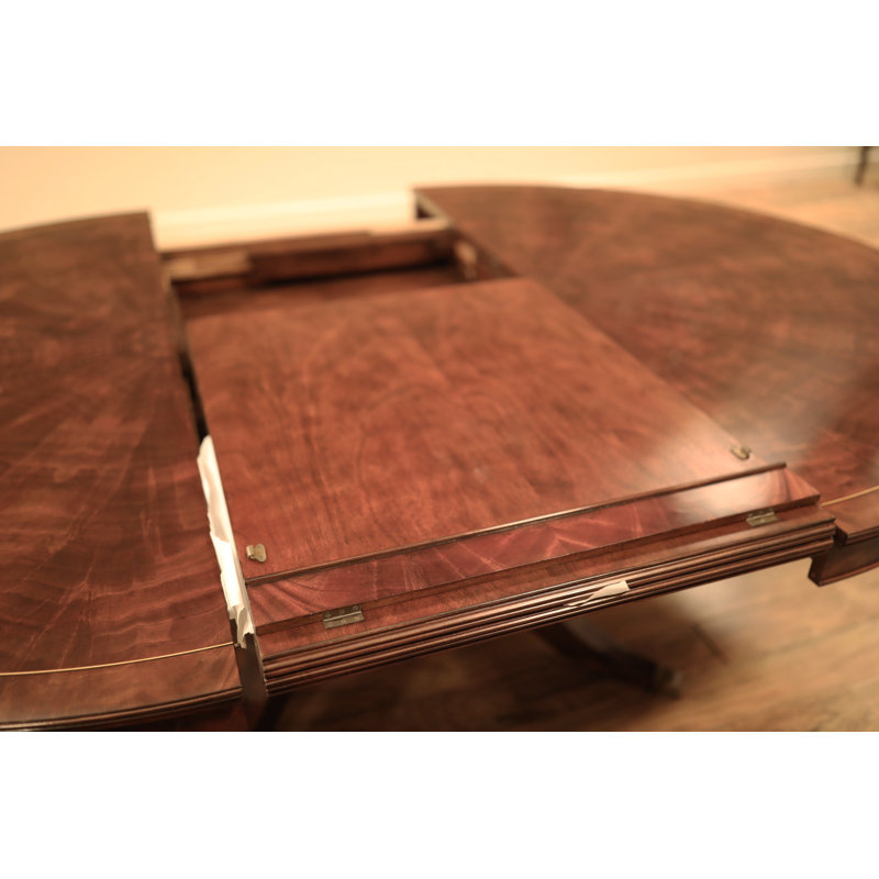Table à piédestal en acajou avec sièges à rallonge 6-12