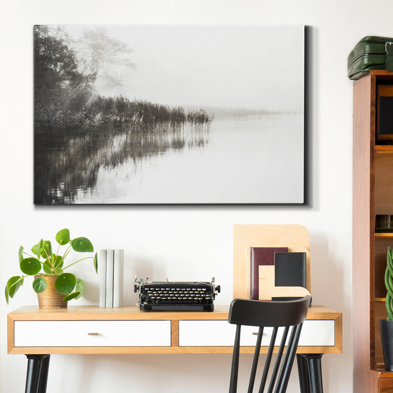 Taupe brumeux - reproduction de photo sur toile tendue, H 60 po x l 40 po x P 1 po