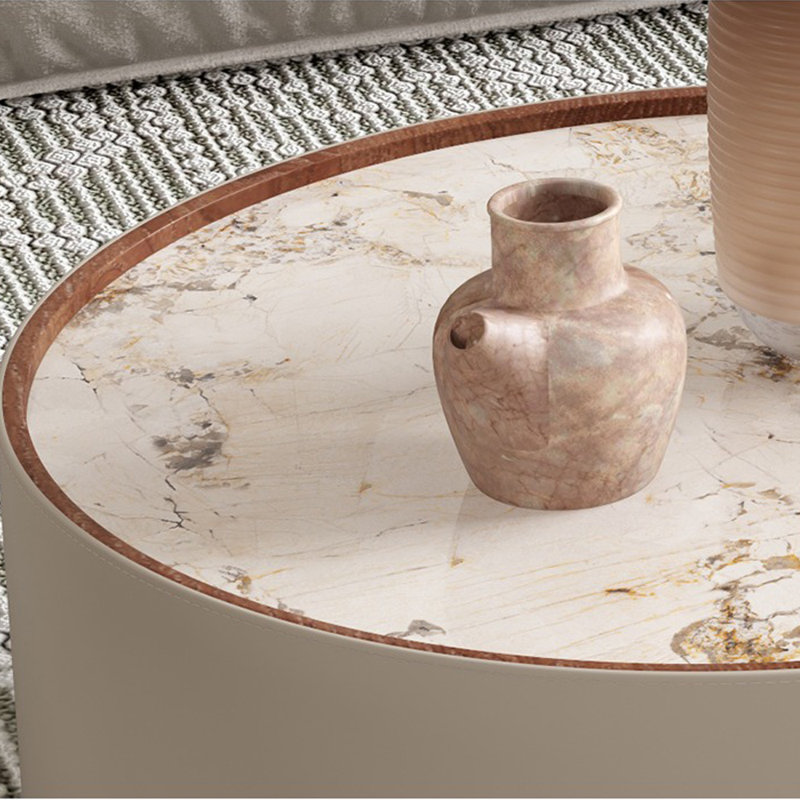 Table basse circulaire de style nordique
