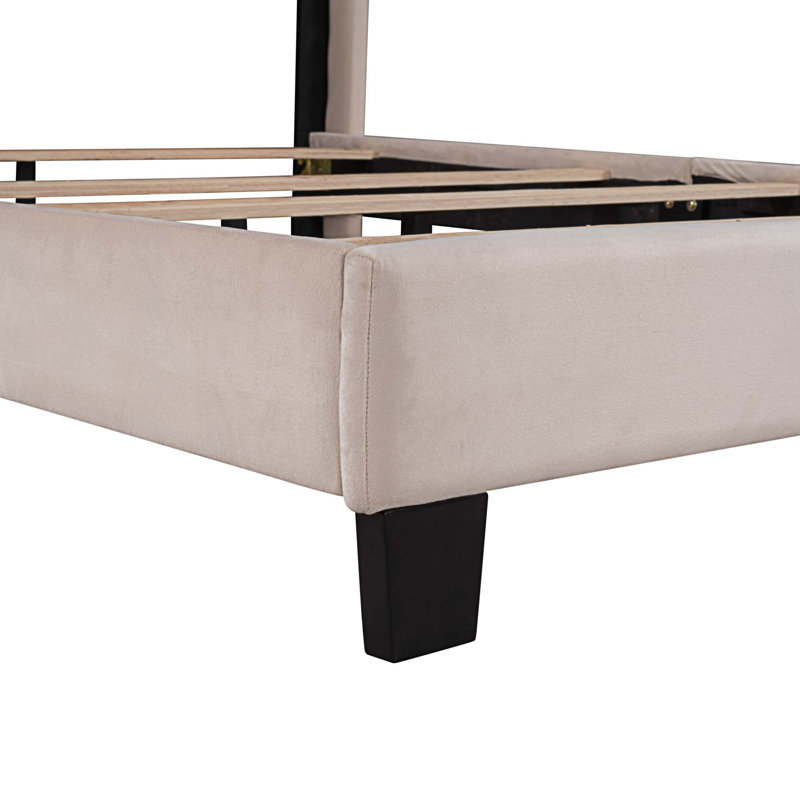 Grand lit plateforme tapissier en velours, Beige