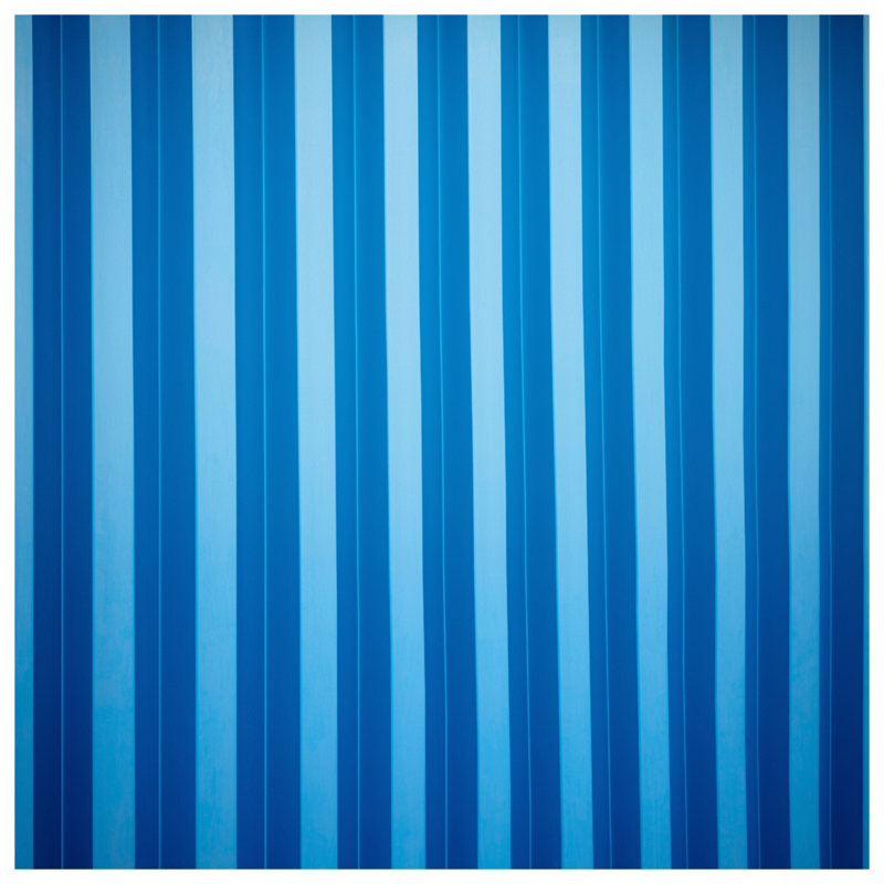 Tapis de bain bleu à rayures verticales, L 24 po x L 17 po