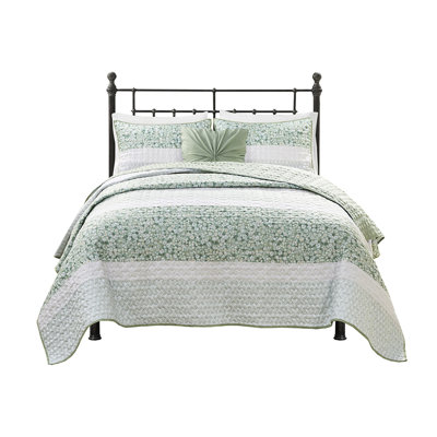 King/ King Seersucker Bedroom - Three Botanical Prints, , 4 Piece Quilt Fabric, Floral Print,