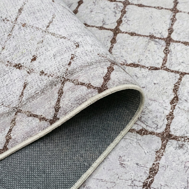 Tapis à motif géométrique beige Thambiah, Rectangle 3 pi 4 po x 6 pi 7 po
