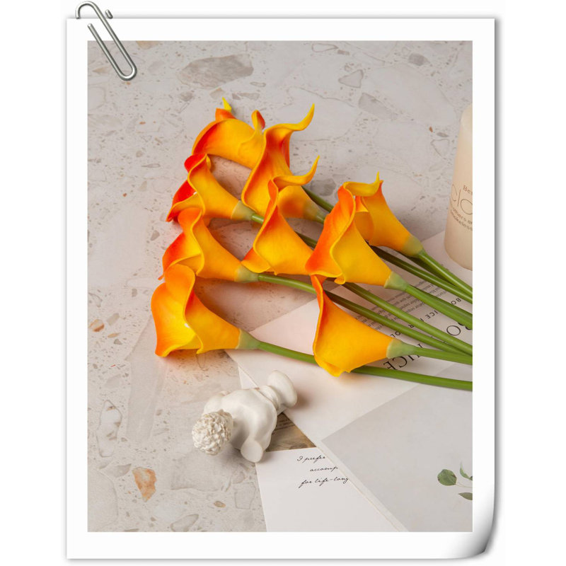 Arrangement Lillies, H 13,58 po x l 2,3 po x P 3 po, Coucher de soleil