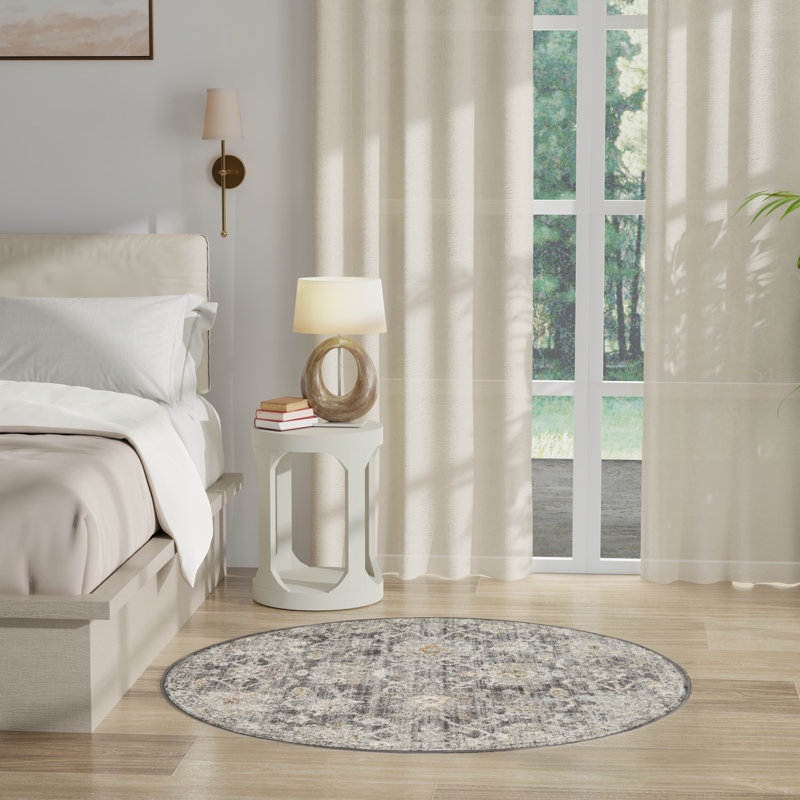Nolyn Persian Area Rug, Round 4'