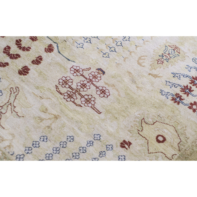 Wool Oriental Area Rug in Gold