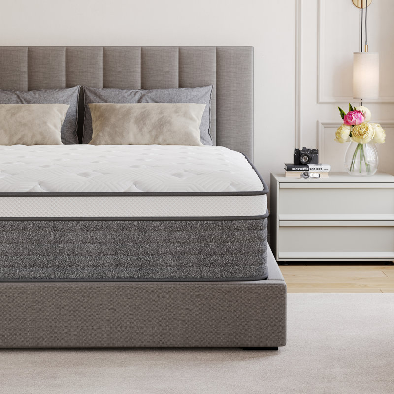 10" Medium Hybrid Mattress with Motion Isolation, Reinforced Edge Support, Queen, 10