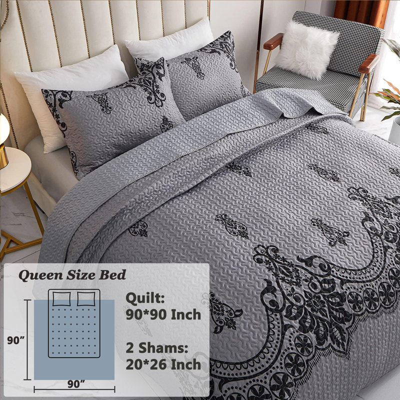 3-Piece Damask Quilt Set - Lightweight Soft Bedspread for Bedroom Decor (1 Quilt, 2 Shams), Cream Damask