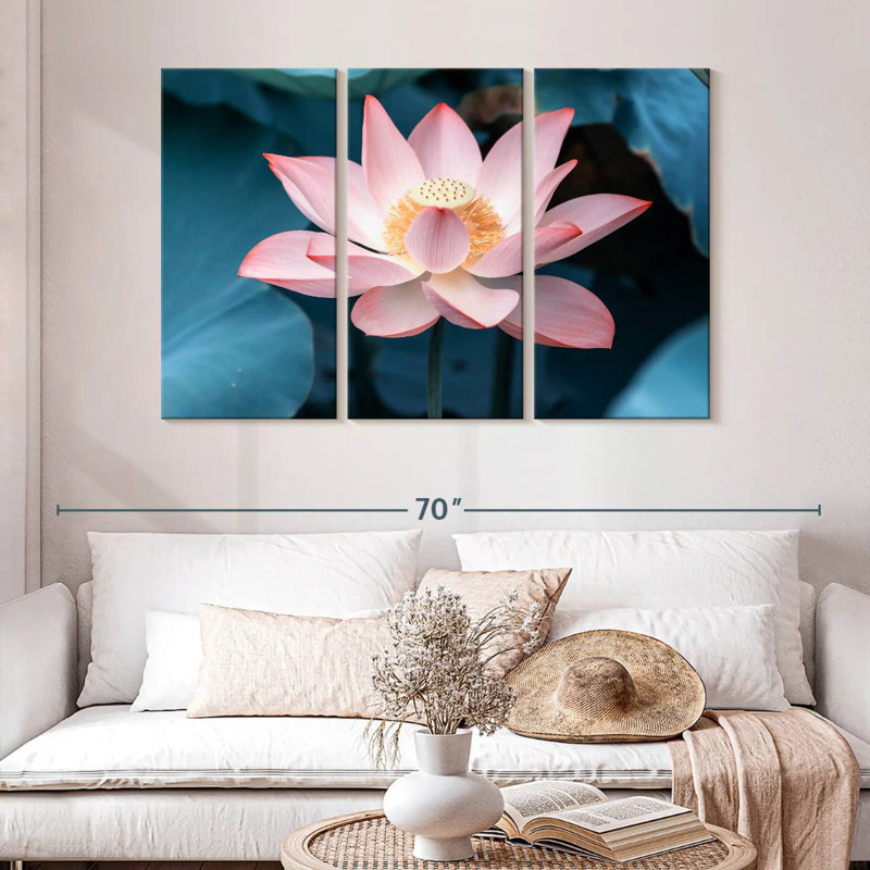Harnek Lotus envoûtant, H 32 po x l 50 po