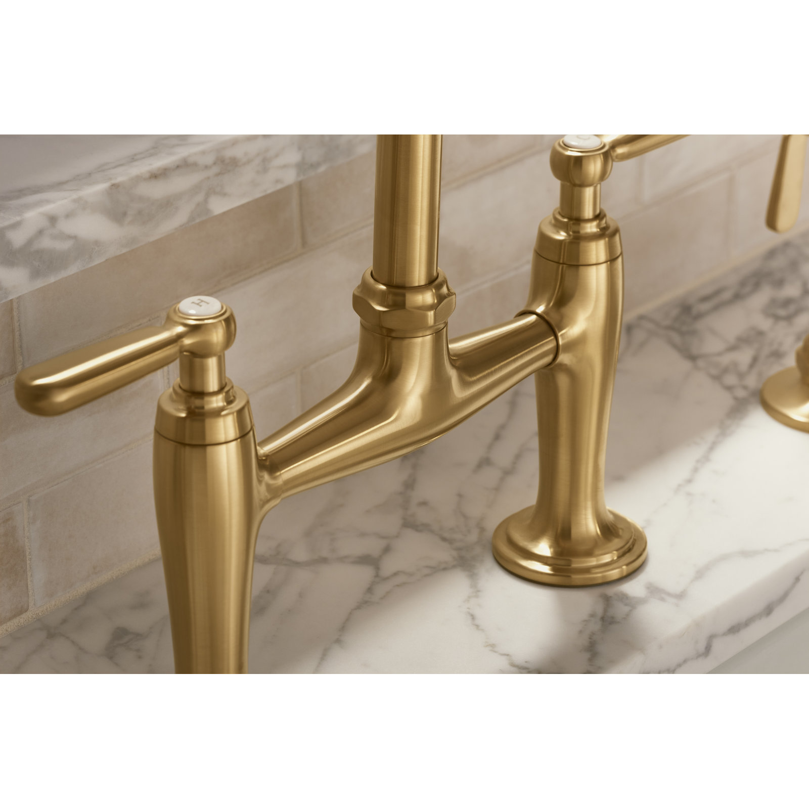 Edalyn Bridge Faucet with Sidespray, Vibrant Stainless