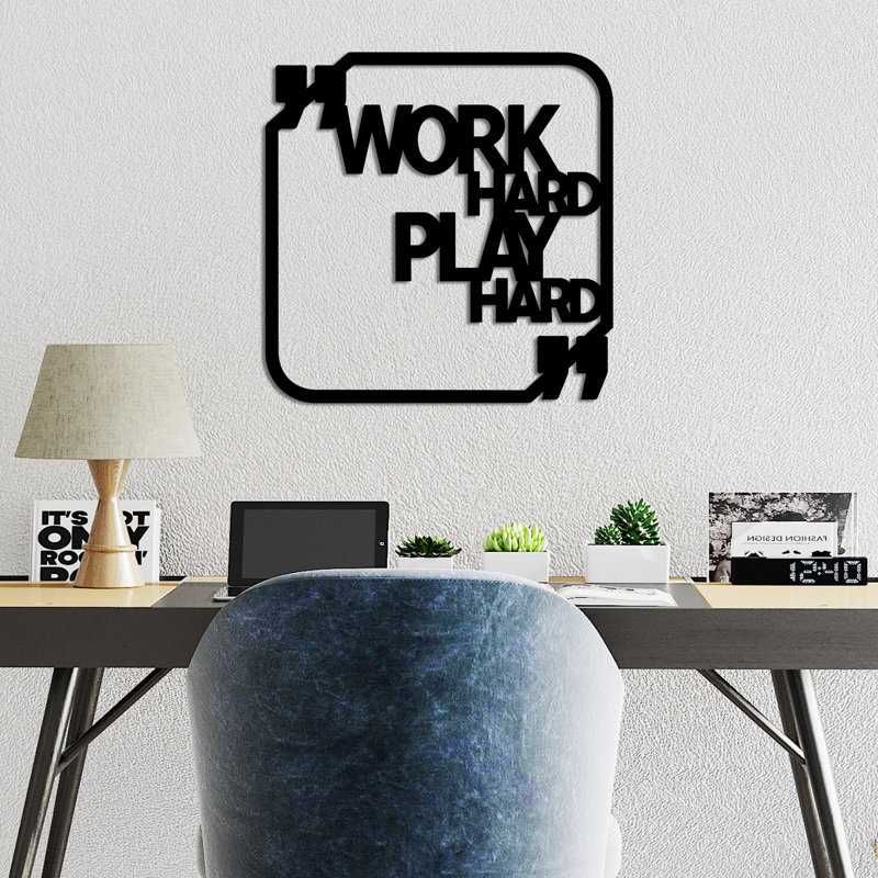Elegant Decorative Metal Wall Accessory, Black, 19.7 x 19.7 inches | 100% Metal, Thickness: 0.06 inches | Lightweight at 2.0 lbs | Perfect for Home Decor, Modern Aesthetics & Unique Wall Art