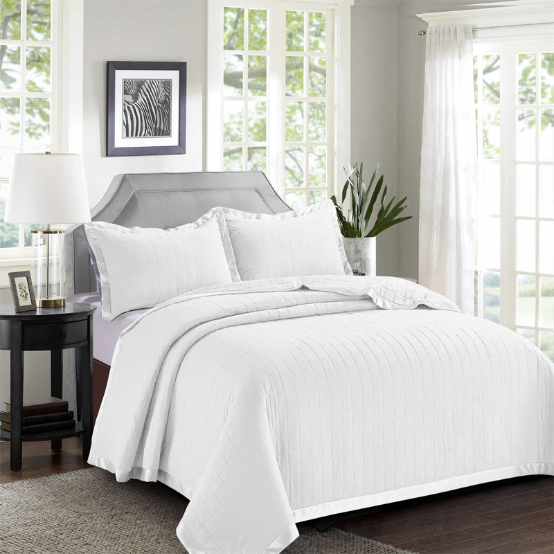 Diller Microfibre Bedspread Set, White, 240 x 250 cm Bedspread - 2 Shams