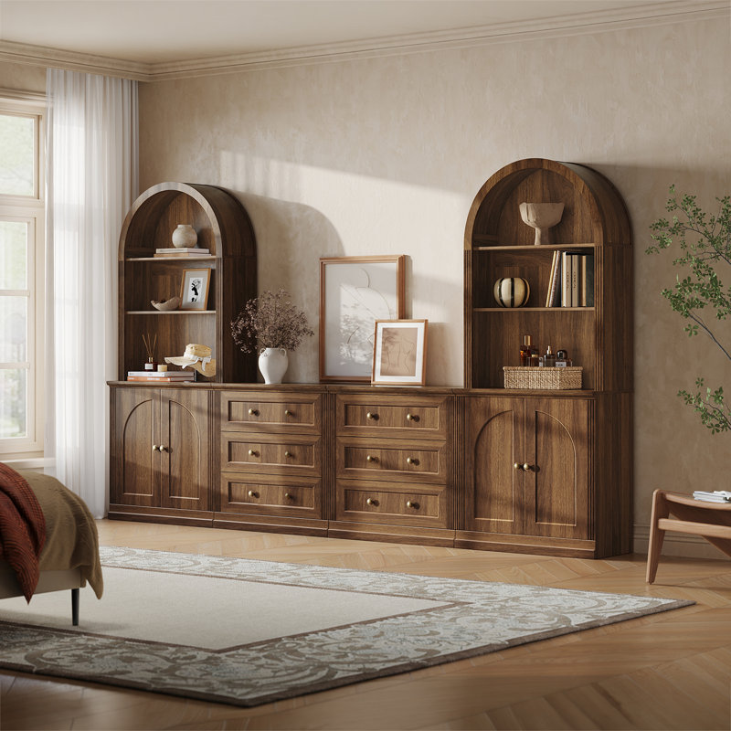 Garde-manger modulaire moderne Monos avec tiroirs, meubles bas à portes à charnières et armoires hautes cintrées, noyer