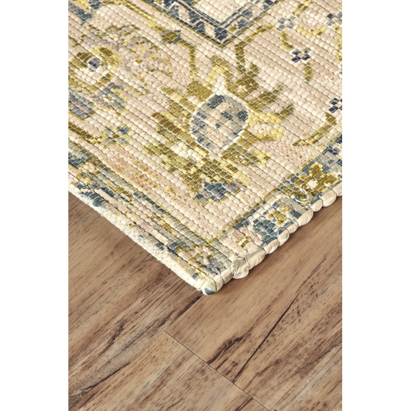 Ricard Oriental Indoor Rug