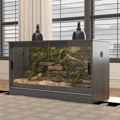 Reptile terrarium