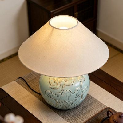 Petite lampe de table moderne en céramique verte avec abat-jour en lin pour le salon de la chambre à coucher, ampoule incluse