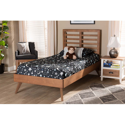Armīns Slat Bed