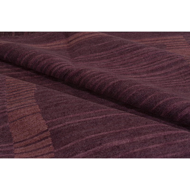 Serenity Plum, Rectangle 3' x 5'