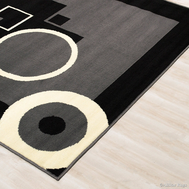 Geometric Indoor Rug, 5'2" x 7'1"