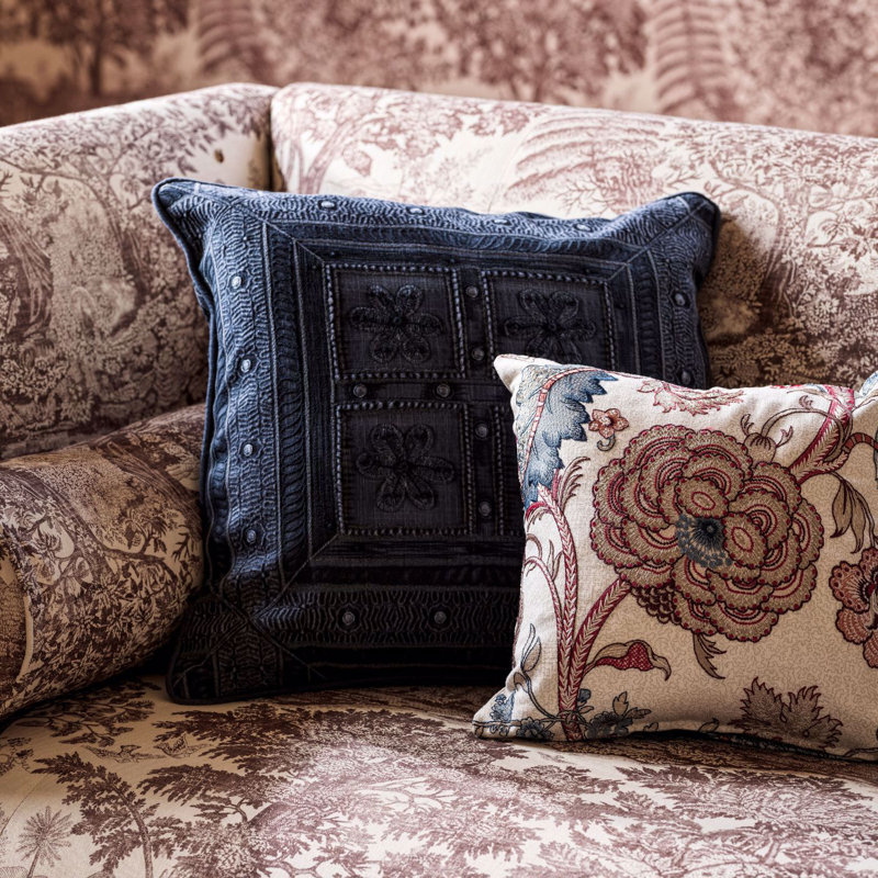 Highgrove Toile, Gritstone