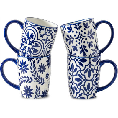 Ceramic coffee cup set