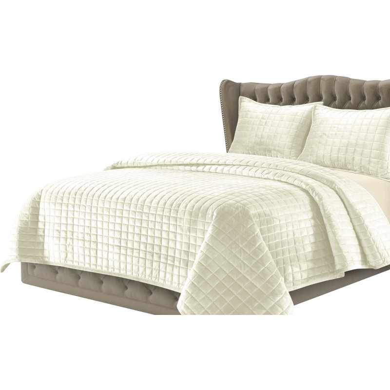 Glam Quilt, Ivory, Queen Quilt + 2 Standard Shams