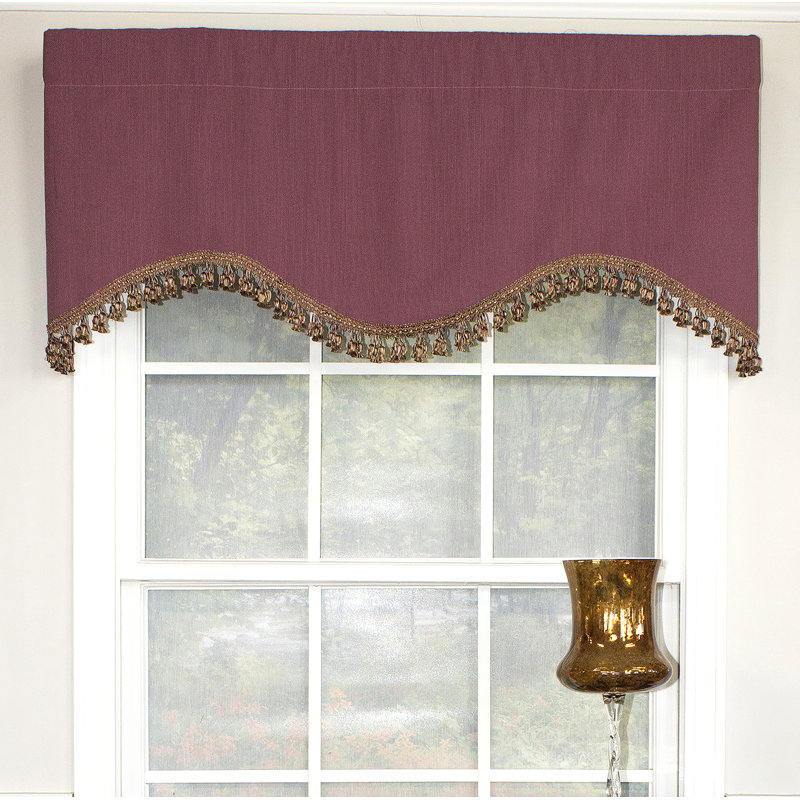 Aris Cotton Blend Scalloped Window Valance