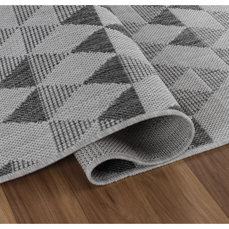 Delmare Geometric Indoor / Outdoor Area Rug, Rectangle 160 x 230cm