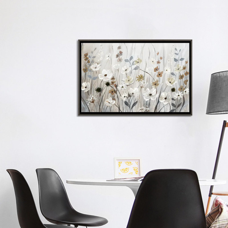 «Misty Meadow Field» encadré par Nan Print, H 18 po x l 26 po, Toile avec cadre flottant, Distressed Black