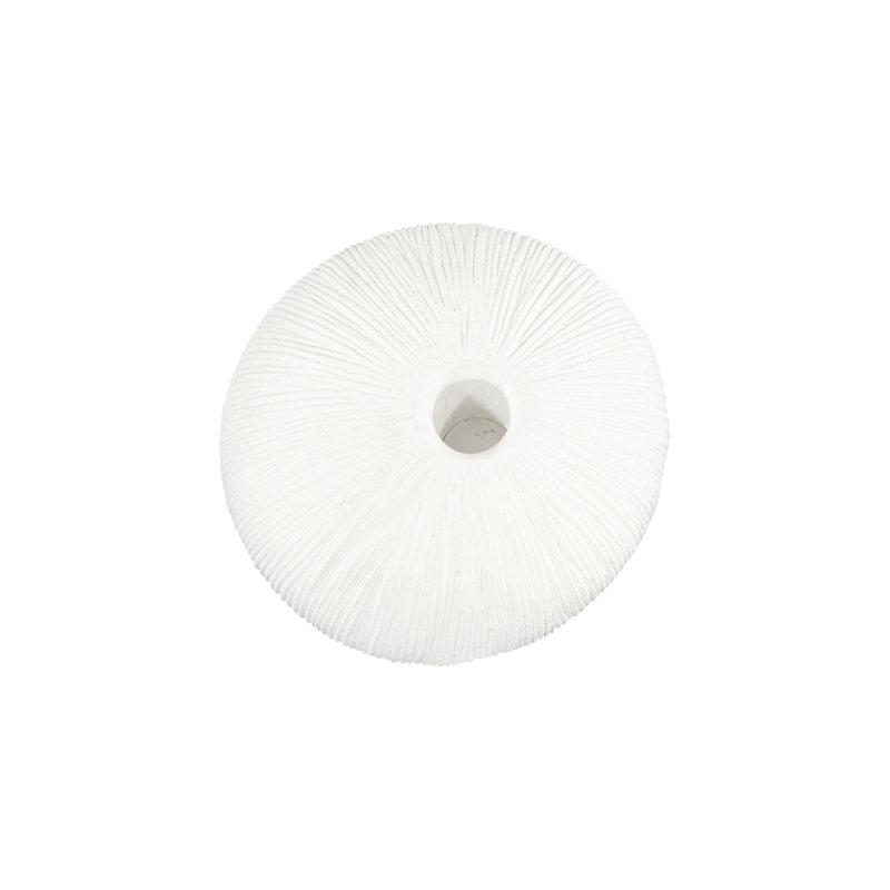 Vasti Vase, Low