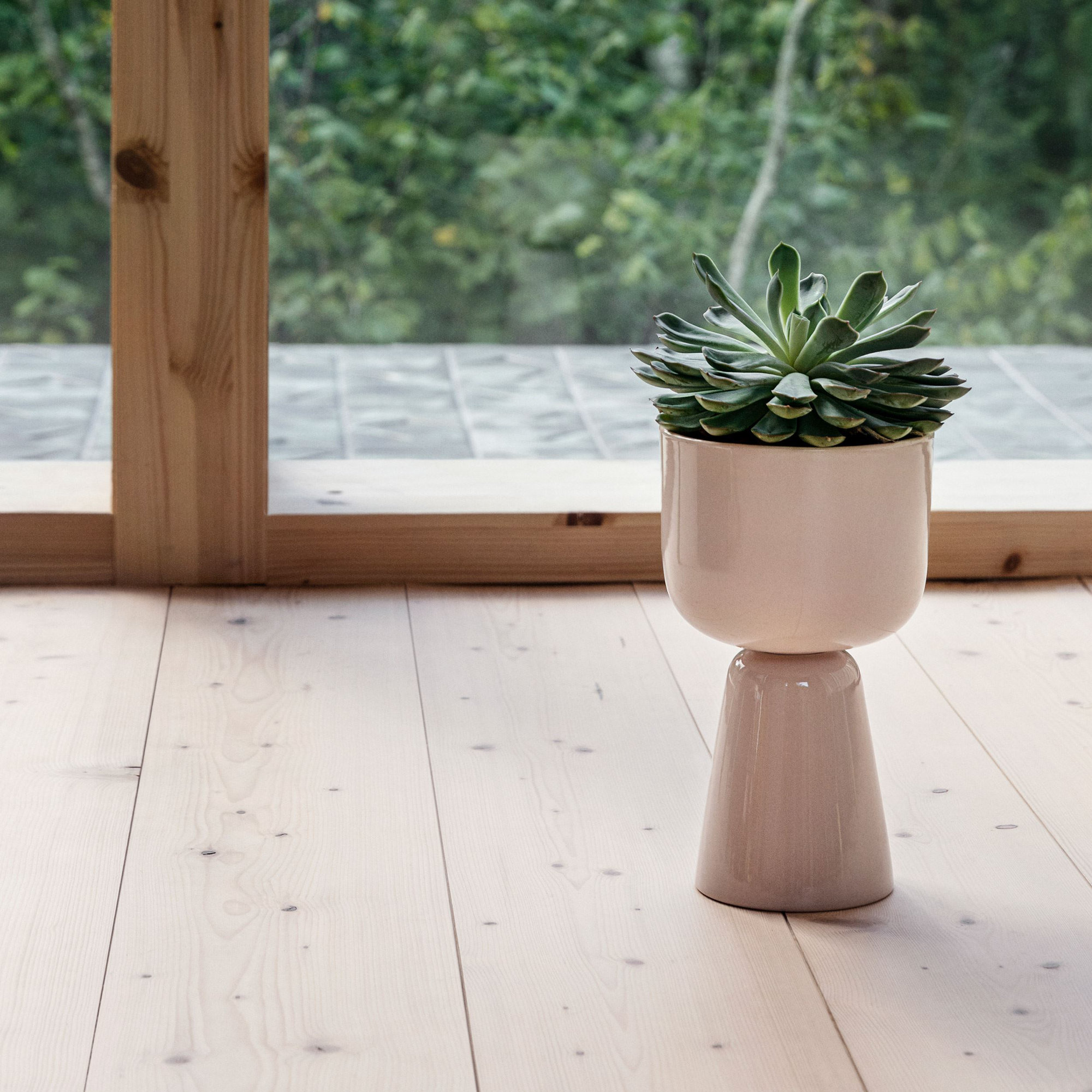 Juba Ceramic Urn Planter, 10" H x 6" W x 6" D, Beige