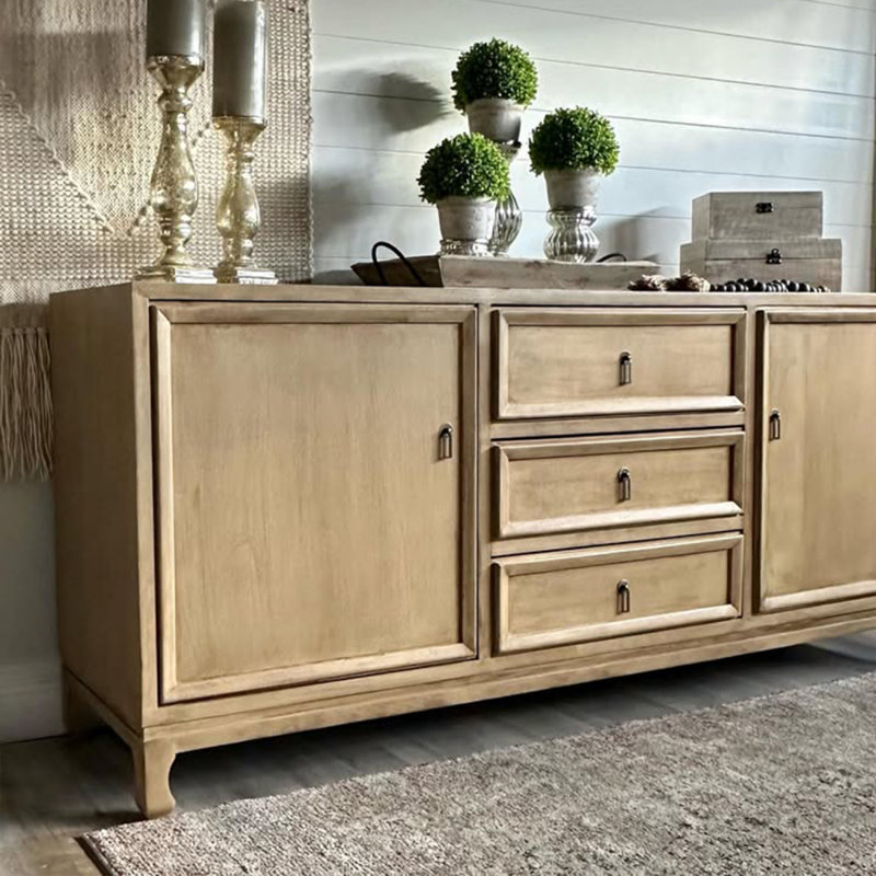 Large-Capacity Minimalist Sideboard