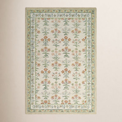 Manor Hand-Tufted Floral Area Rug