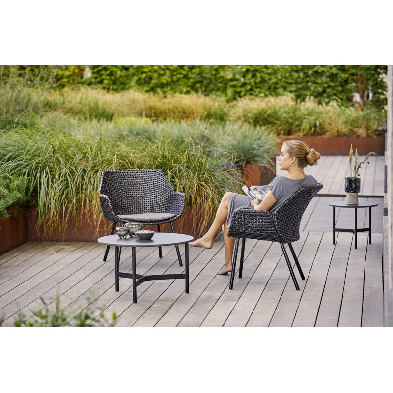 Vibe Armchair, Dark Bordeaux