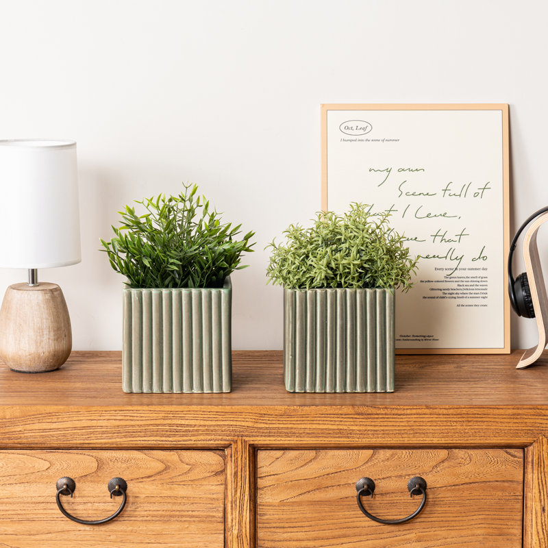 2 Piece Vintage Ceramic Flower Pot Planters