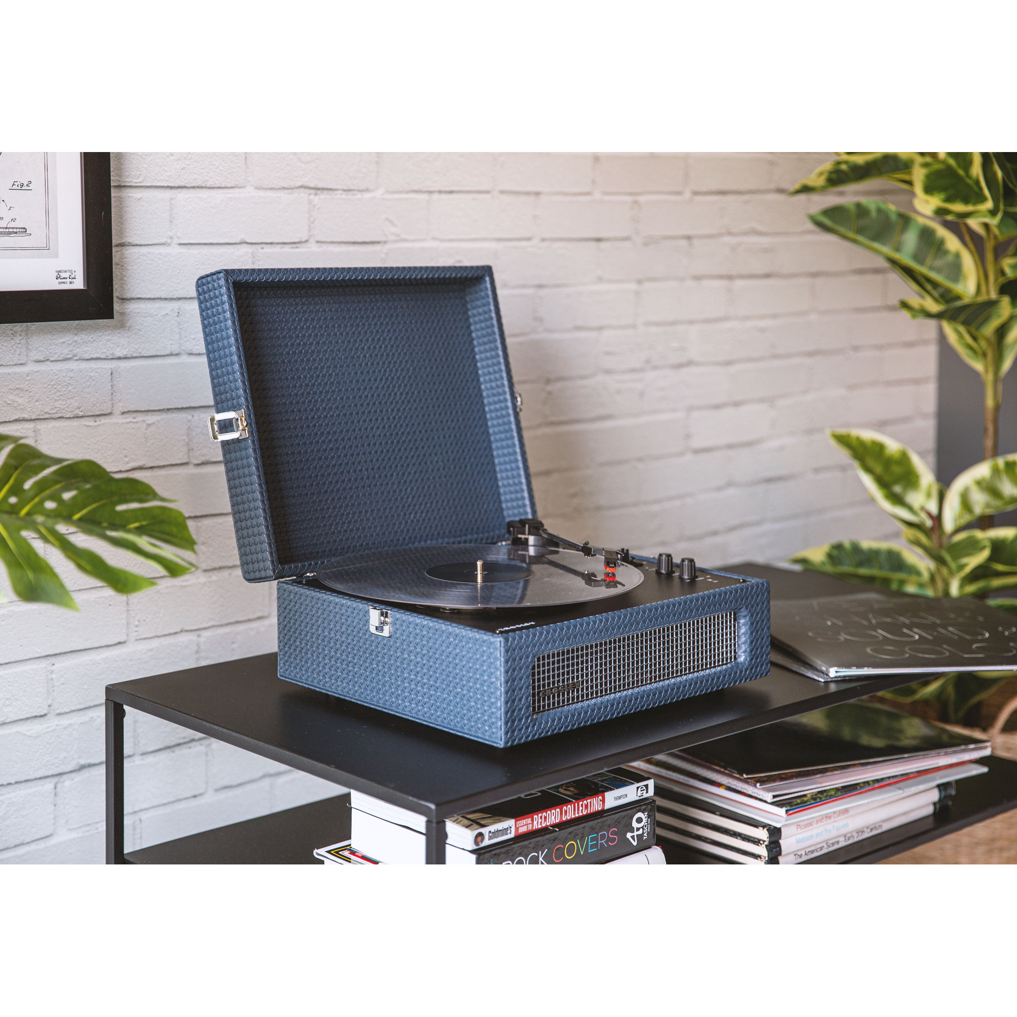 Voyager Turntable, Dark Navy
