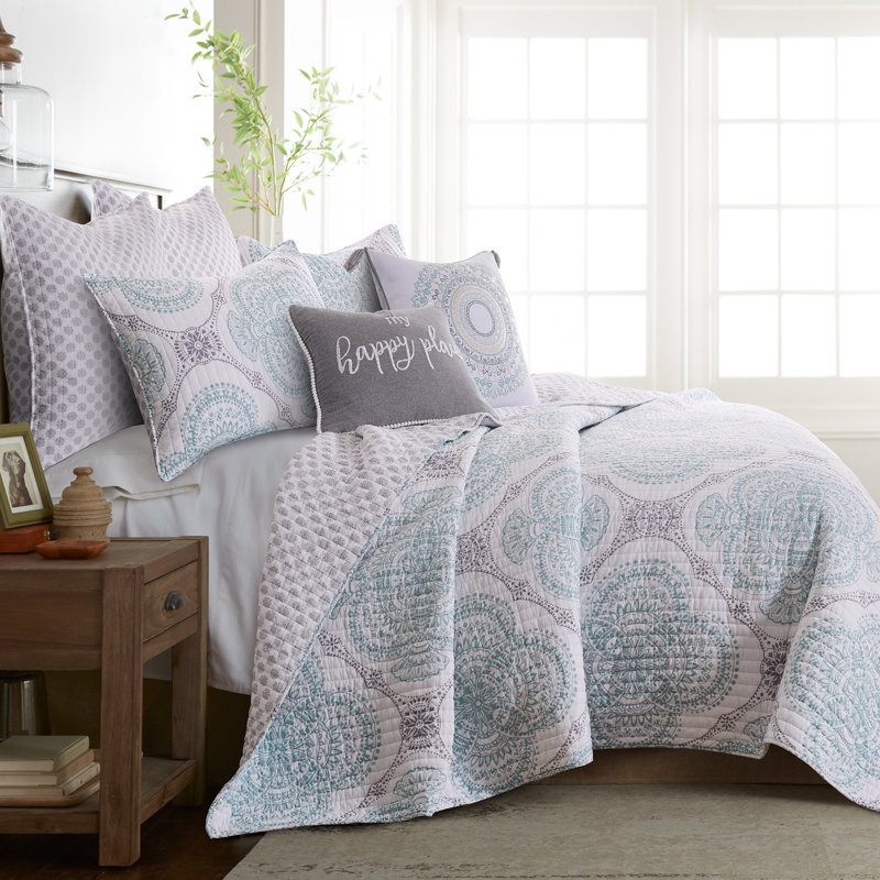 Shutters Printed Medallion Pillow