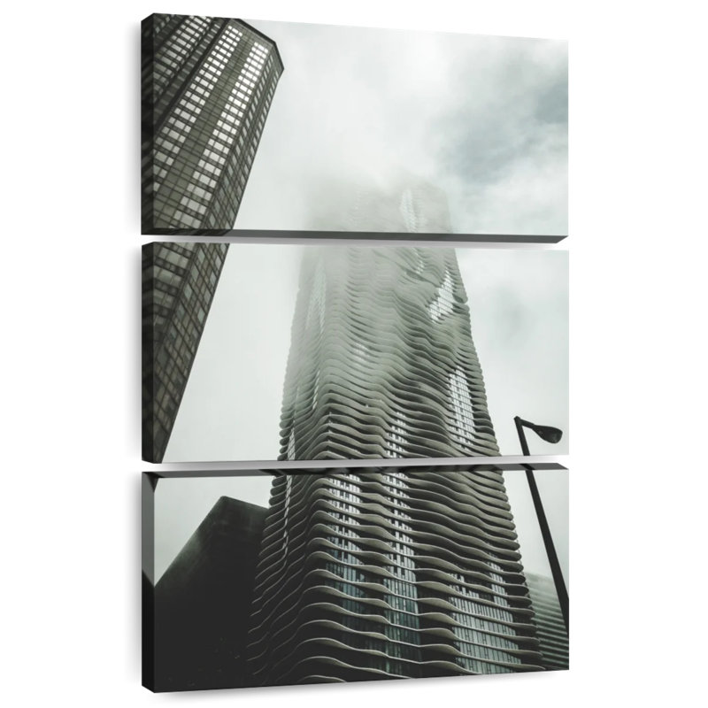 Lilie Chicago Skyscraper, 32" H x 20" W