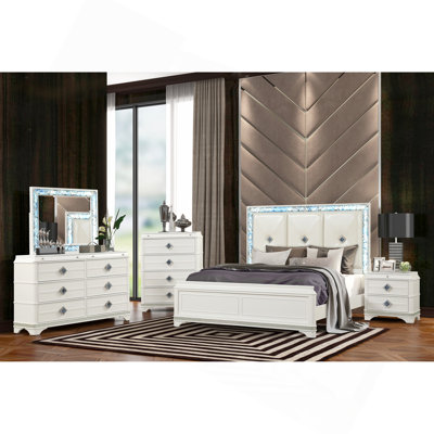 Laguna Modern Style 4-Drawer Chest Made with Wood, Hidden Jewelry Drawer and Crystal Accents in White